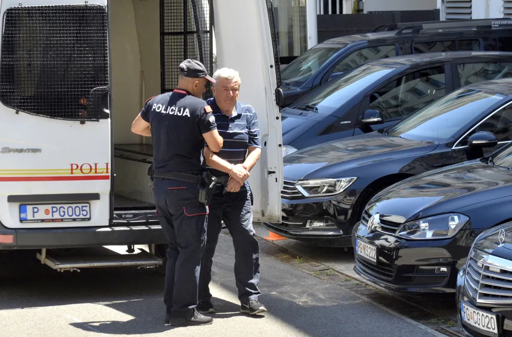 Privodjenje Veselina Vukotica, Plantaze, Slucaj plantaze, privodjenje osumnjicenih za proneveru u plantazama