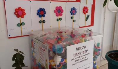 Humanitarna akciјa u O&Scaron; &bdquo;DR Dragi&scaron;a Ivanović&rdquo;: Sakupili 120 kilograma čepova