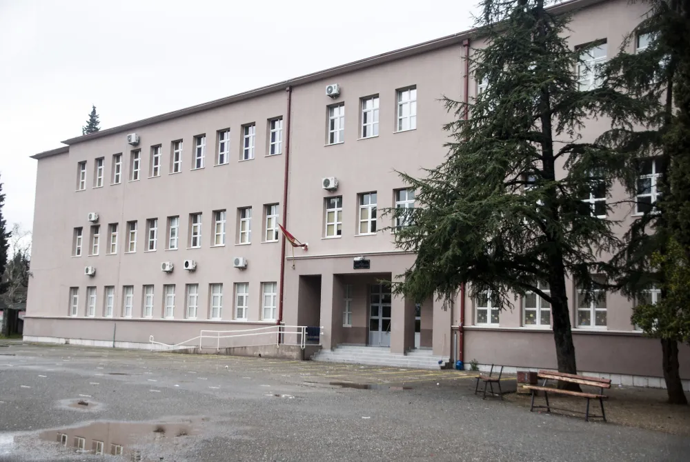Inicijativa roditelja đaka O&Scaron; &bdquo;Milorad Musa Burzan&ldquo;: Niži razredi da idu u prvu smјenu