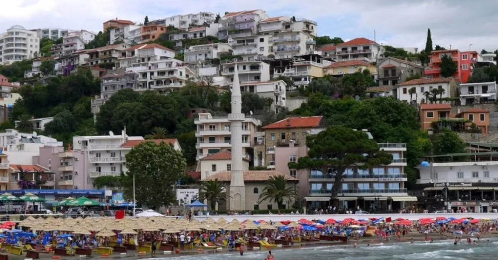 улцињ џамија