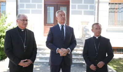 Đukanović u barskoj nadbiskupiji