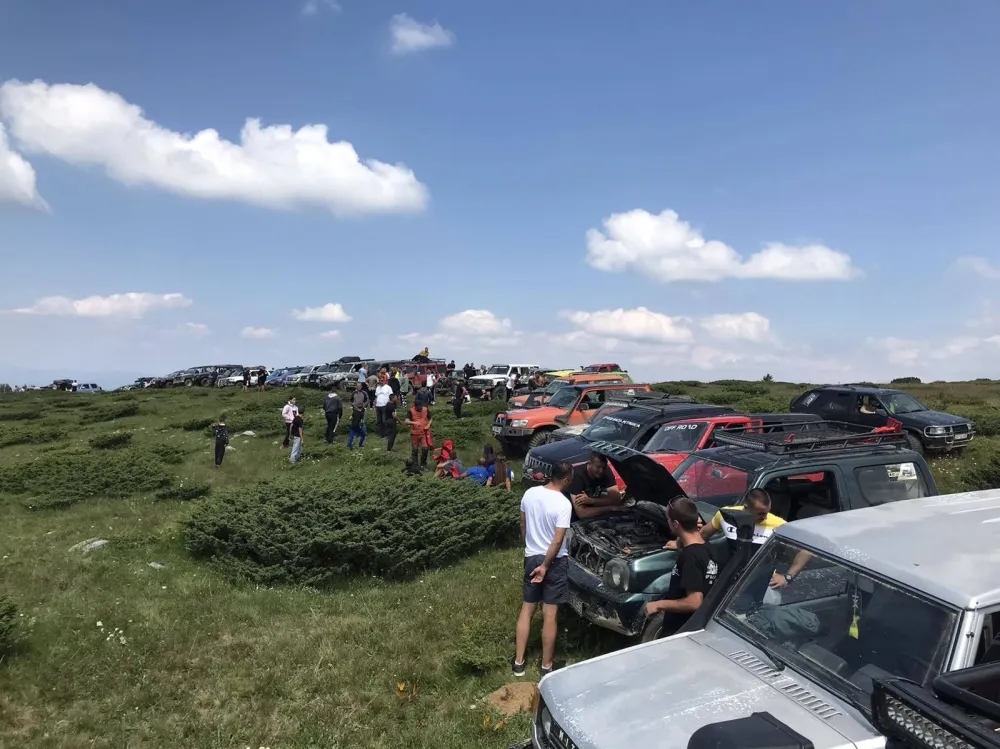 Džipiјada okupila preko 100 ljubitelja terenaca na padinama Bjelasice
