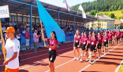 Sa svečanog defilea