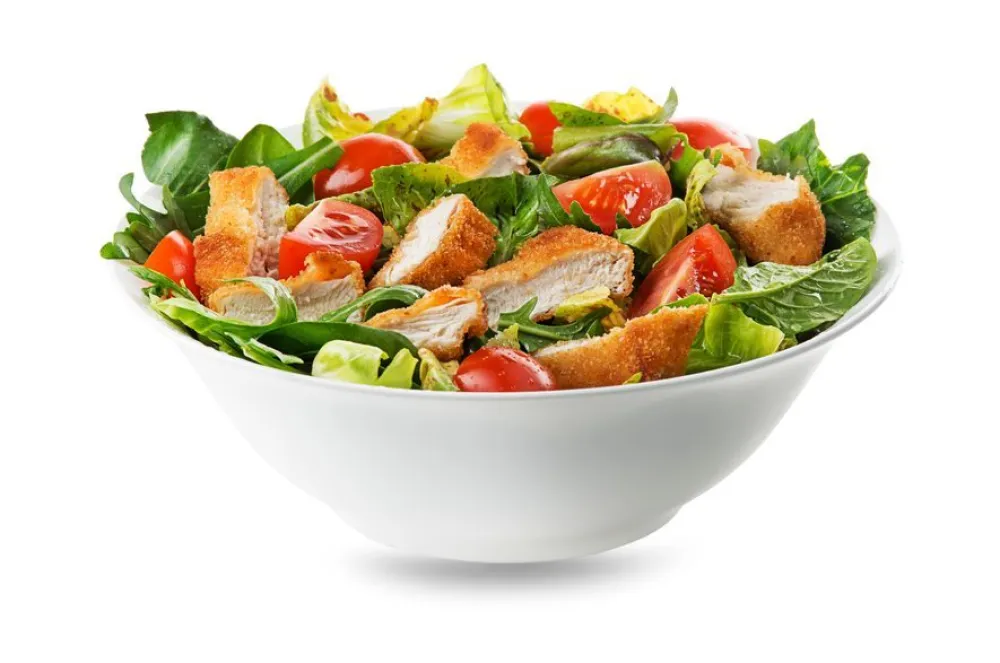 Obrok salata sa ćurećim mesom
