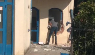 Poku&scaron;aj pljačke: Novac se nalazi u o&scaron;tećenom bankomatu