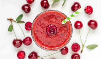 Ledeni voćni napitak