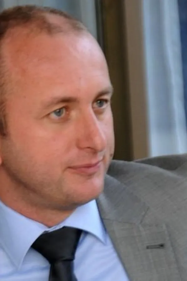 Милан Кнежевић