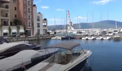 foto skrin&scaron;ot: youtube - Very Nice Travel