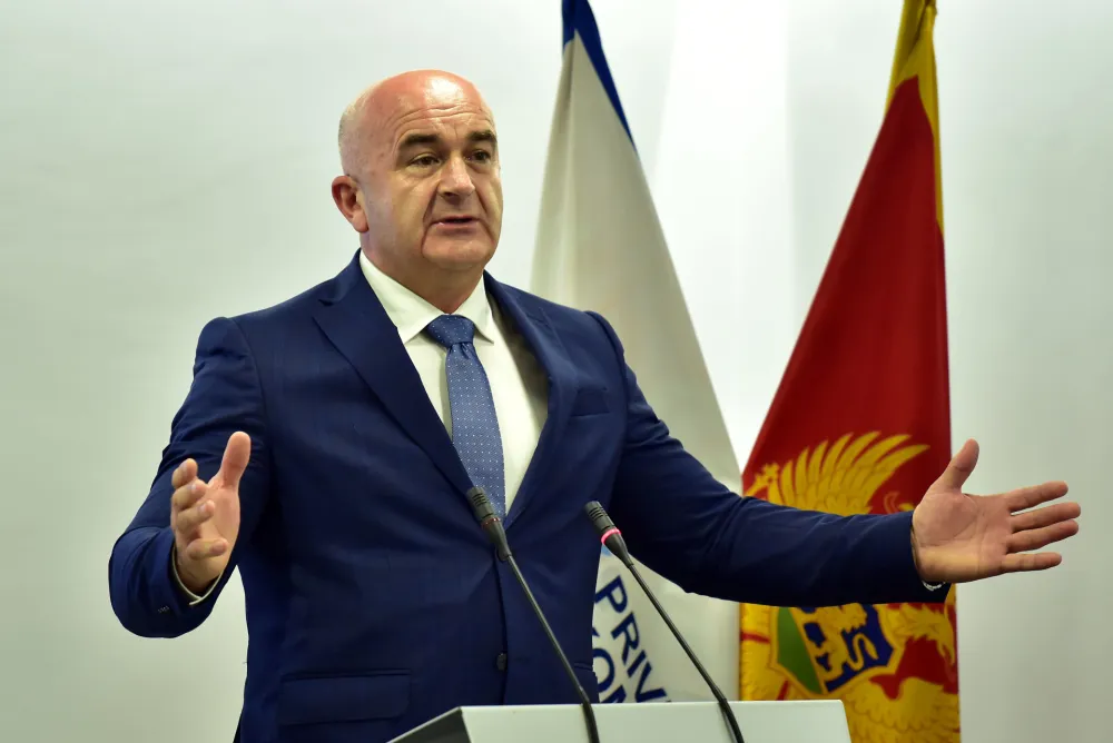 Sastanak Dritana Abazovica i ministara u Privrednoj komori