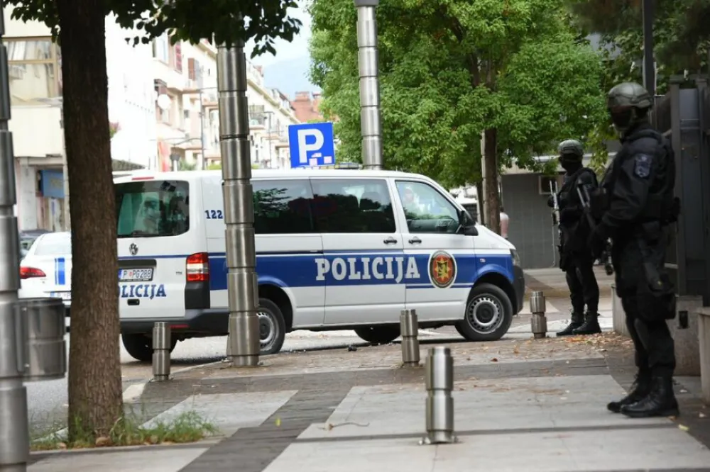 привођење Божовића