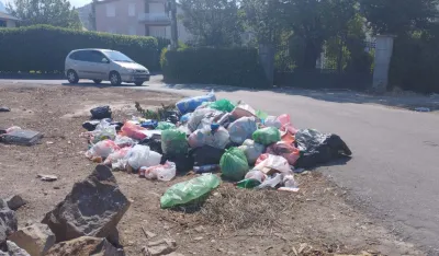 (FOTO) Posliјe 20 godina iz ulice Vasa Bracanova uklonjeni konteјneri