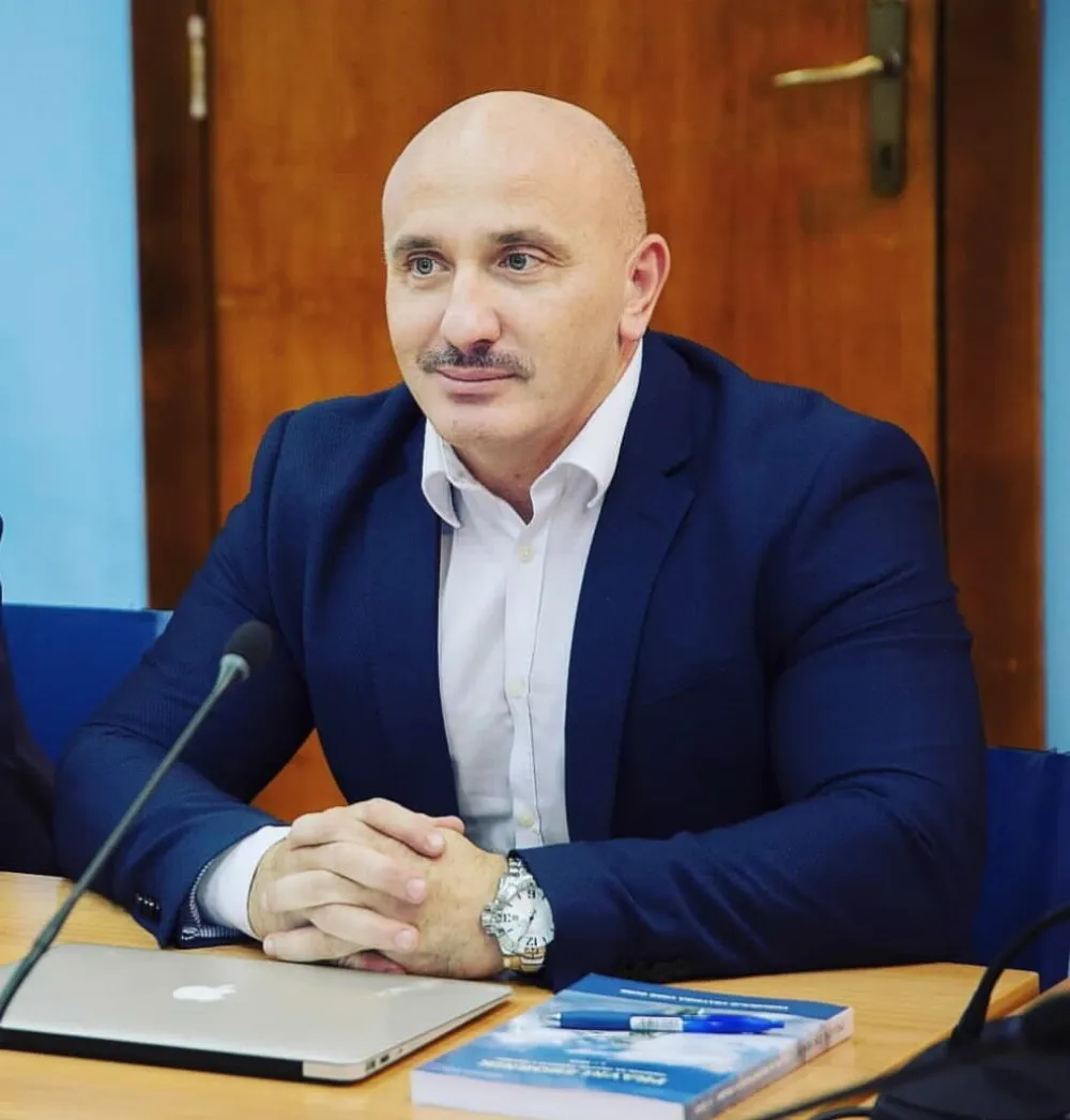  Aleksandar Sa&scaron;a Zeković