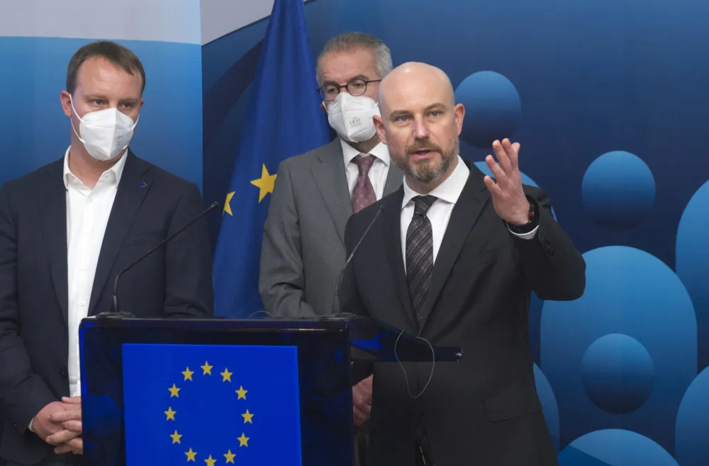 Skupstina gradjana Becic sa Vladimirom Bilcikom, Vladimir Bilcik