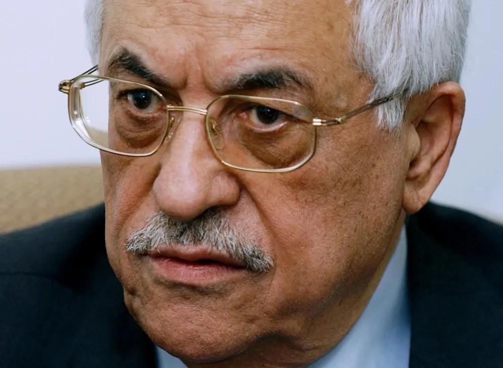 Mesto: Ramala<br>Datum: 13.04.2005<br>Dogadjaj: predsednik palestinske uprave Mahmud Abas na sastanku sa predstavnikom EU za Bliski istok Markom Oteom u Ramali<br>Licnosti: Mahmoud Abbas<br>