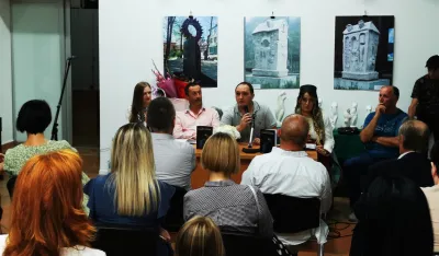 Neskrivene emocije u stihovima