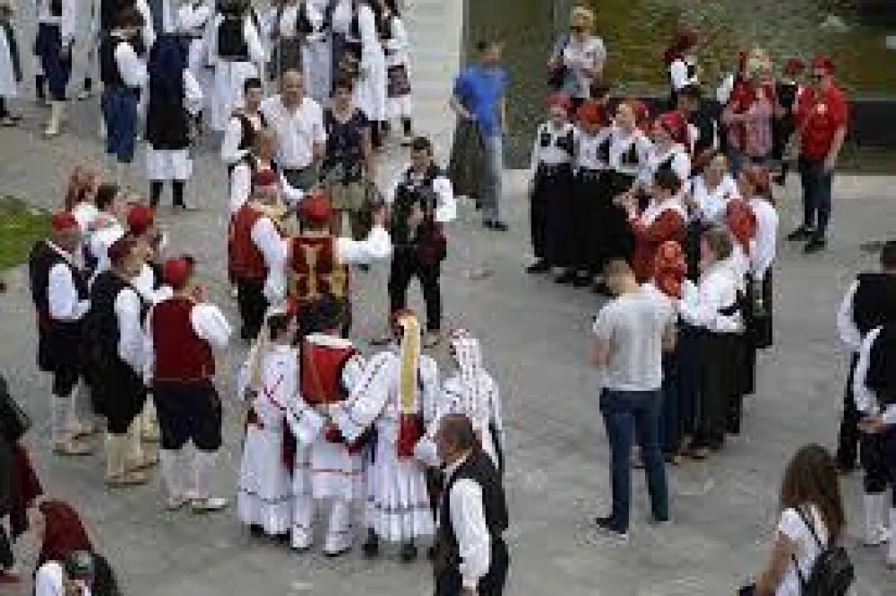 Hrvatski folklora&scaron;i tužiće organizatore festivala folklora