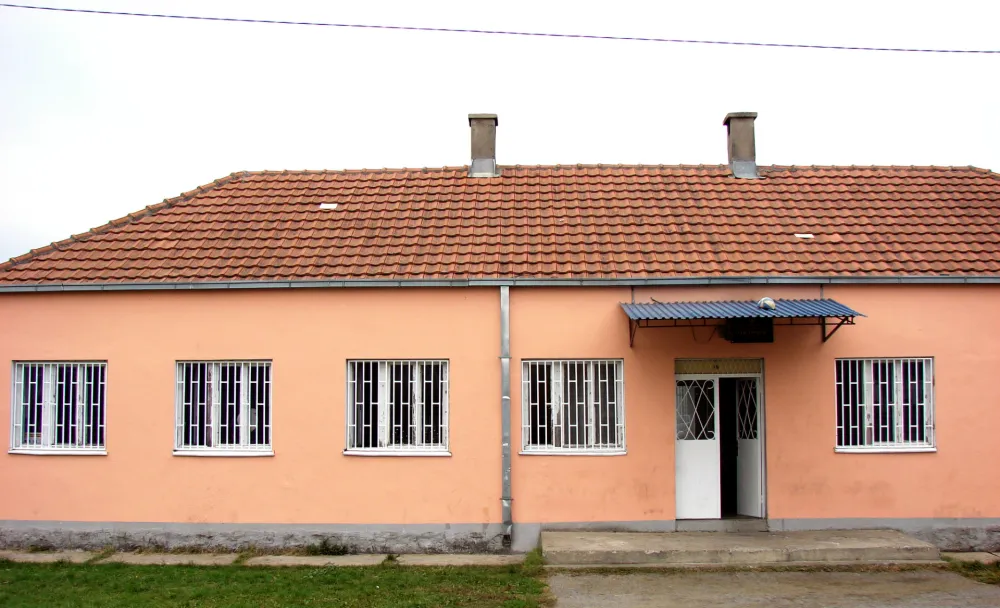 Hitno zamiјeniti pod u učionicama O&Scaron; "Oktoih" u Daјbabama