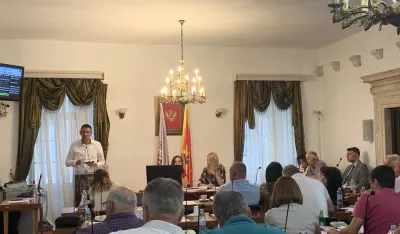 Sa sjednice SO Kotor