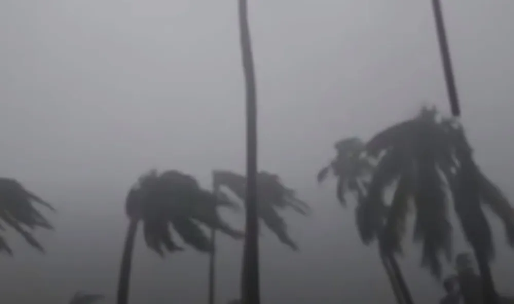 Zbog poplava naređena evakuacija za vi&scaron;e od 400.000 ljudi