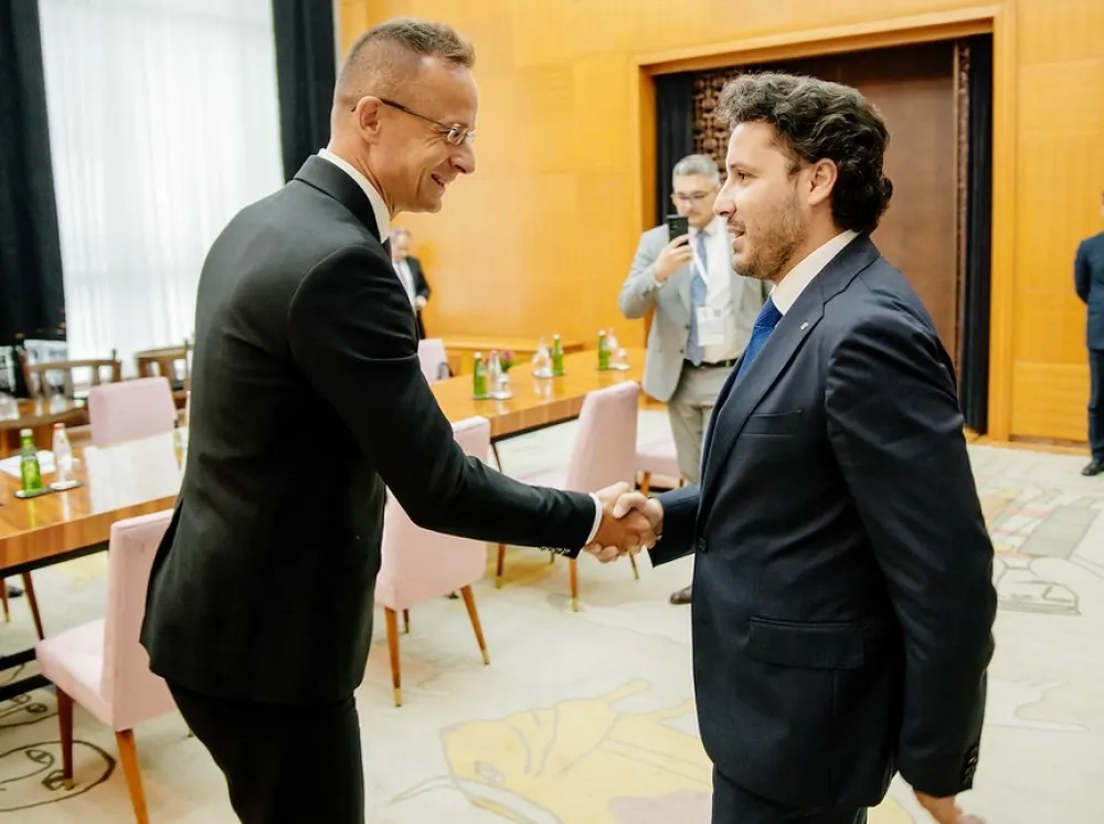 Abazović razgovarao sa Sijartom