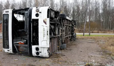 autobus, sudar autobusa, Ilustracija