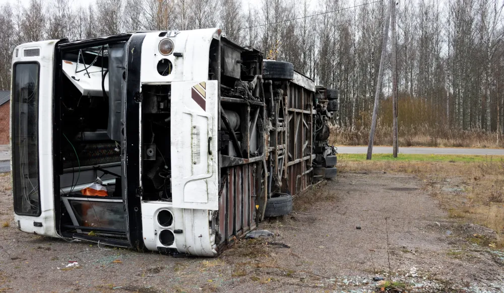 autobus, sudar autobusa, Ilustracija
