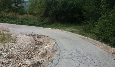 Mјe&scaron;tani četiri bjelopoljska sela ogorčeni zbog katastrofalnog stanja lokalne saobraćaјnice