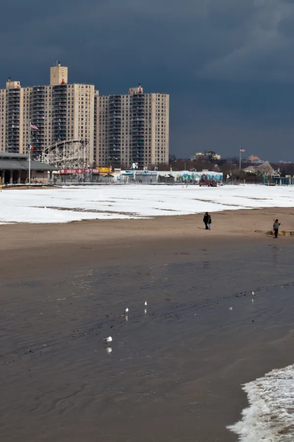 Plaža na Koni ajlendu u Njujorku