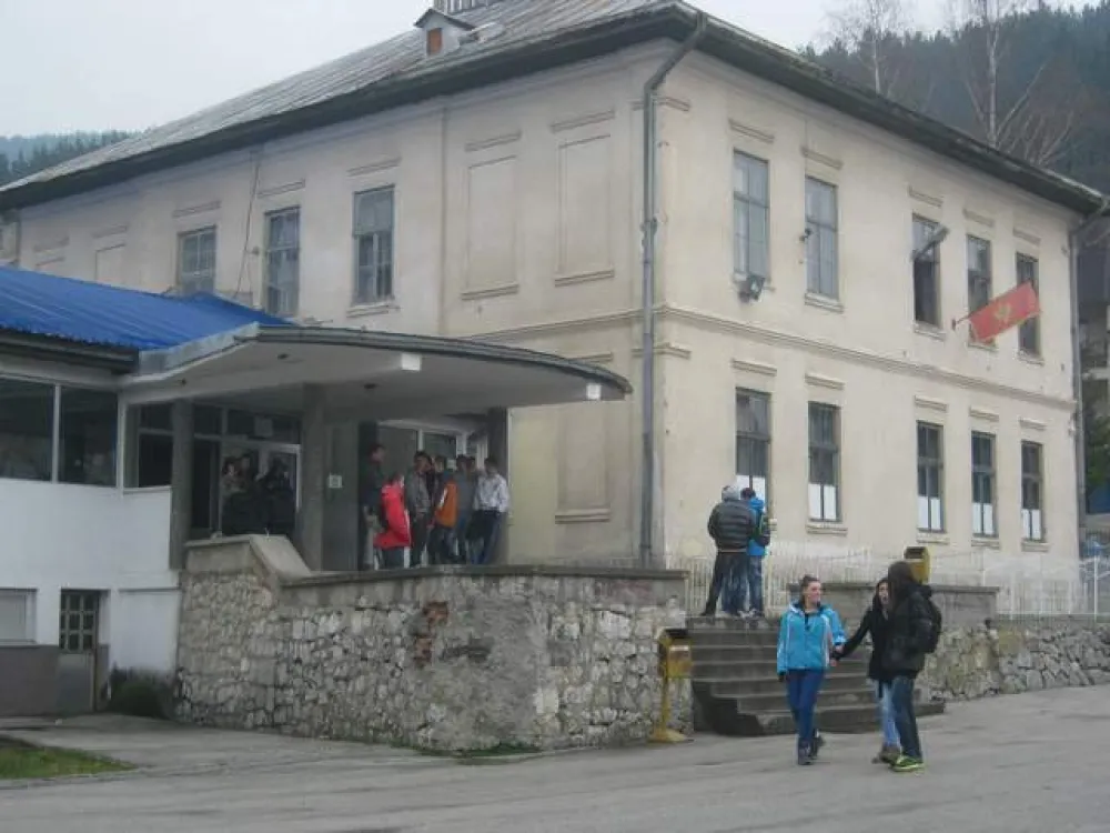 Ученици са сеоског подручја без органиованог превоза (архивски снимак)