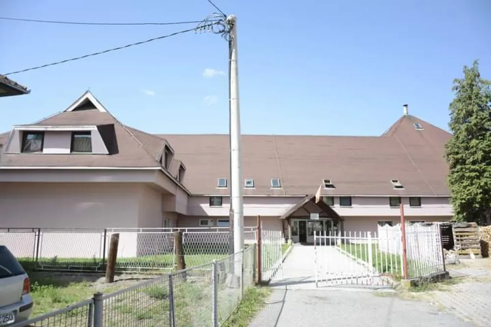 ЈPU "Radmila Nedić"