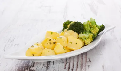 Krompir sa brokolijem i parmezanom