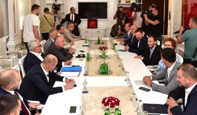 Parlamentarna vecina sastanak povodom formiranja nove vlade