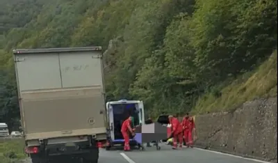 Udes na putu Mojkovac-Kola&scaron;in: Povrijeđene tri osobe