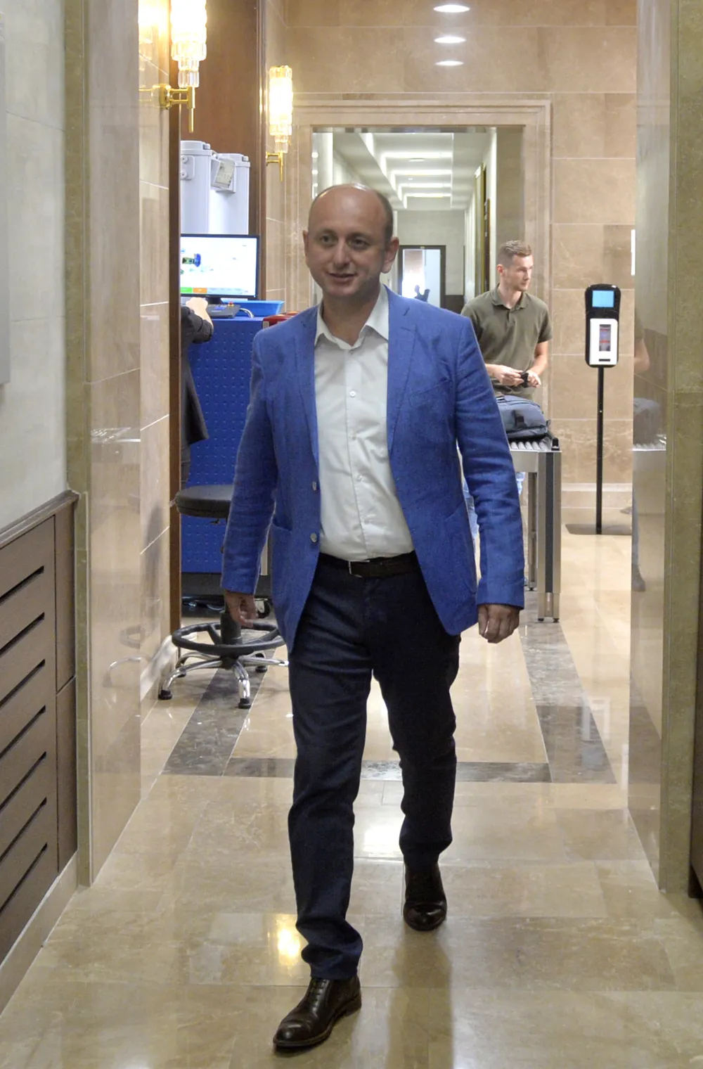 sastanak lidera parlamentarne vecine, Milan Knezevic