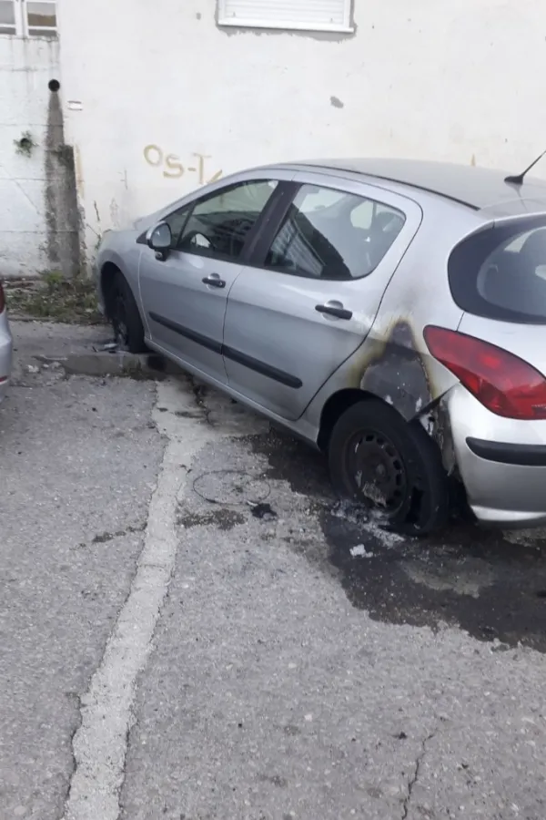 Zapaljeno vozilo Miljane Đuri&scaron;ić