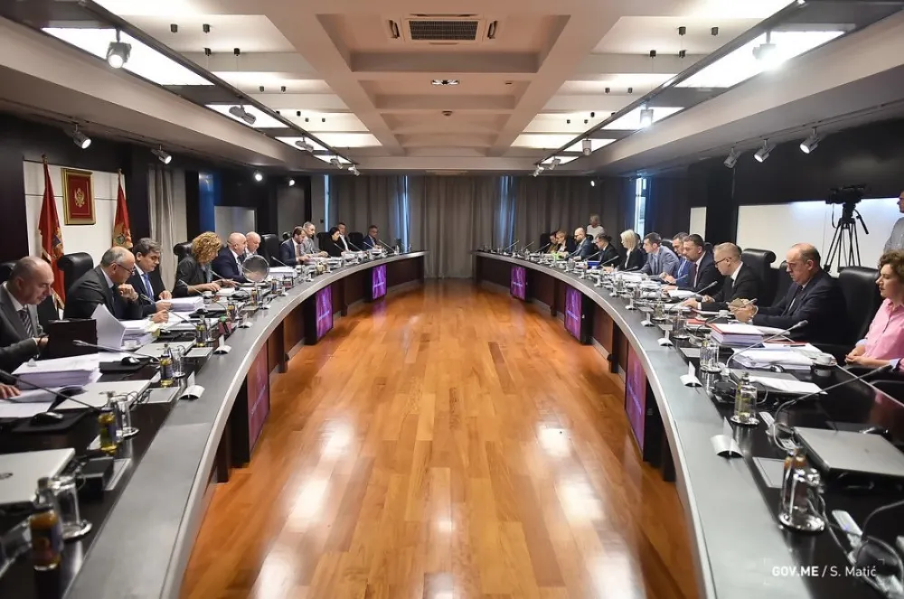 Nova kadrovska rje&scaron;enja Vlade: Kraj mandata za osam službenika