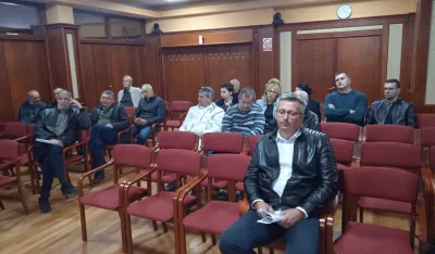 Учесници Јавне расправе о ребалансу општинског буџета
