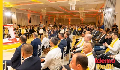 Demokrate idemo ljudi