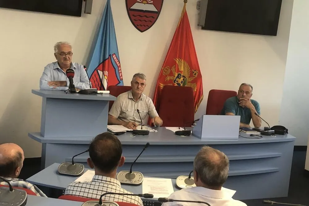 Klimenta: Tužila&scaron;tvo da se pozabavi radom rožajskog Udruženja penzionera