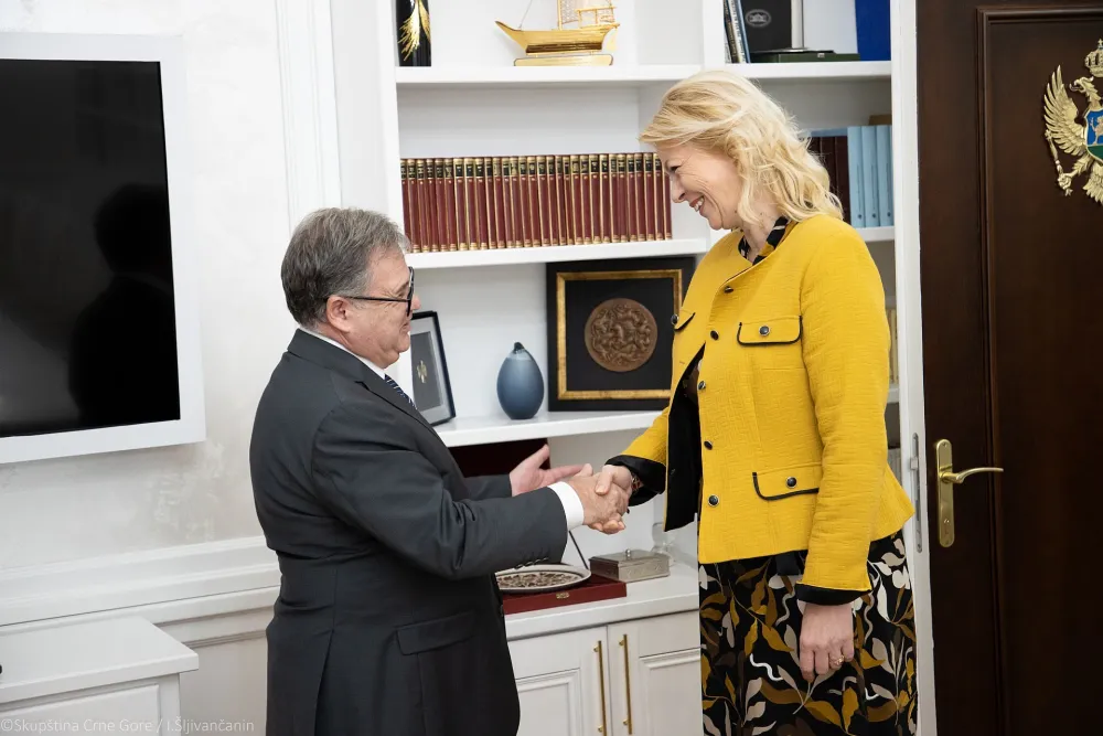 Danijela Đurović sa&nbsp;Kristijanom Timonijeom