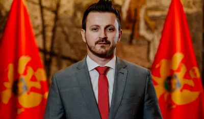 Dukaj čestitao Dan op&scaron;tine Rožaje