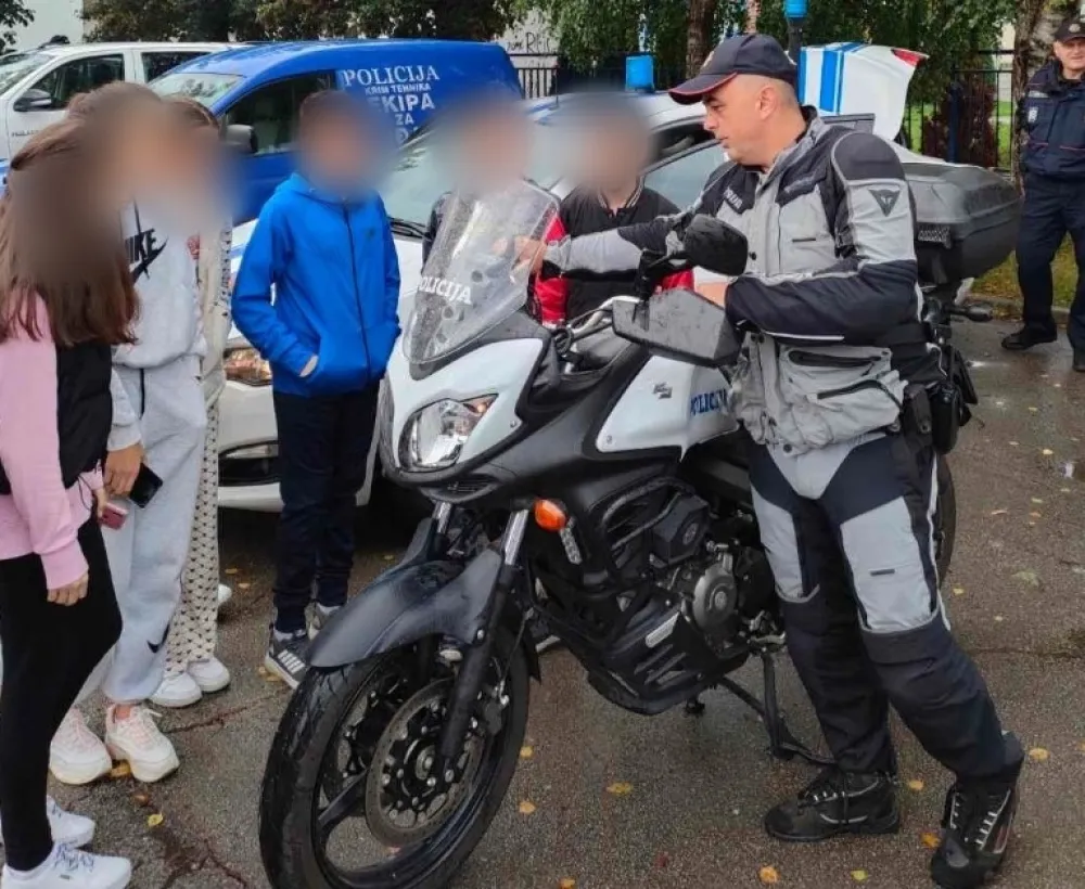 Najmlađi Bjelopoljci družili se sa policijom