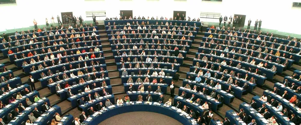 An overall view of the enlarged European parliament in Strasbourg, eastern France, Tuesday July 20, 2004, as the newly-elected Parliament, which includes representatives from the ten new European Union members, convenes for the first time. (AP Photo/Christian Lutz)