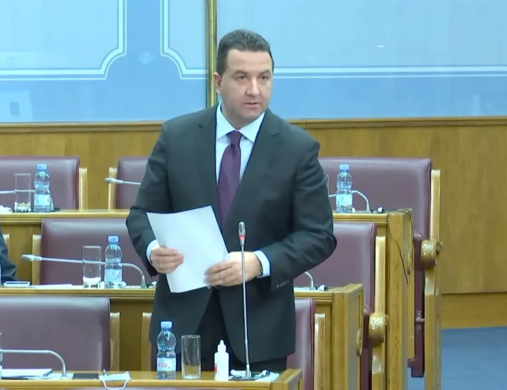 Eraković: Idemo na izbore, da odbranimo budućnost na&scaron;e zemlje i porodica