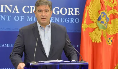 Medojević pisao Novoviću o navodnim nezakonitim aktivnostima Spajića