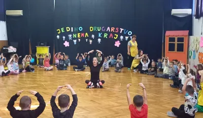 "Pčelica" proslavila Dјečјu nedјelju: Podiјeljena sreća, dva puta јe već