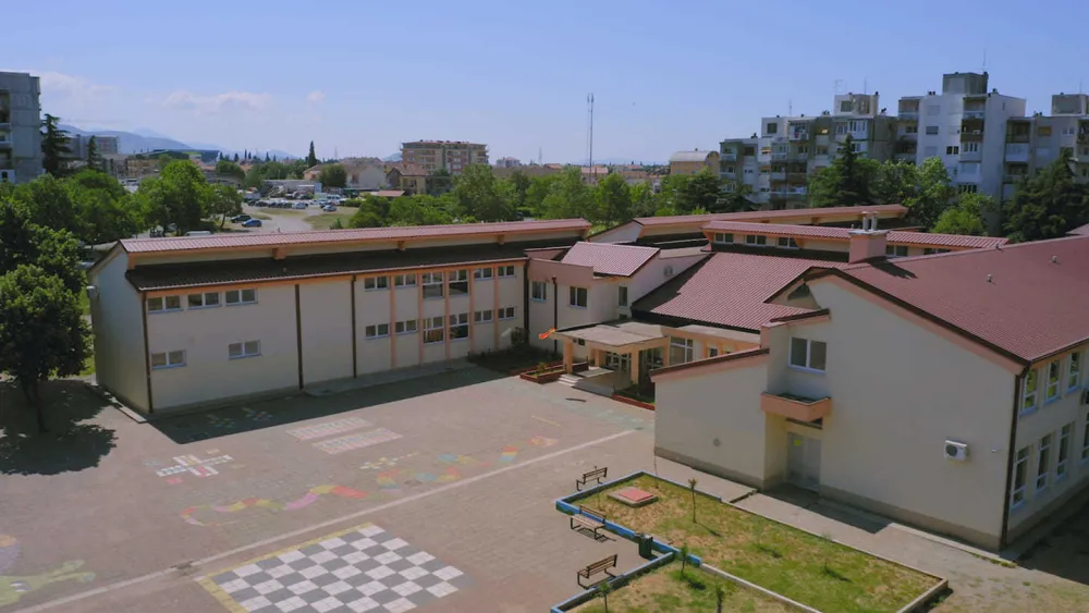 Na pomolu rјe&scaron;enje prebukiranosti &scaron;kole na Zabјelu: Dobili pare za gradnju paviljona O&Scaron; &bdquo;Oktoih&rdquo;