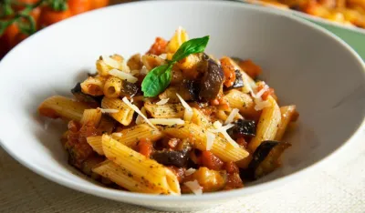 Tjestenina sa patlidžanom i parmezanom