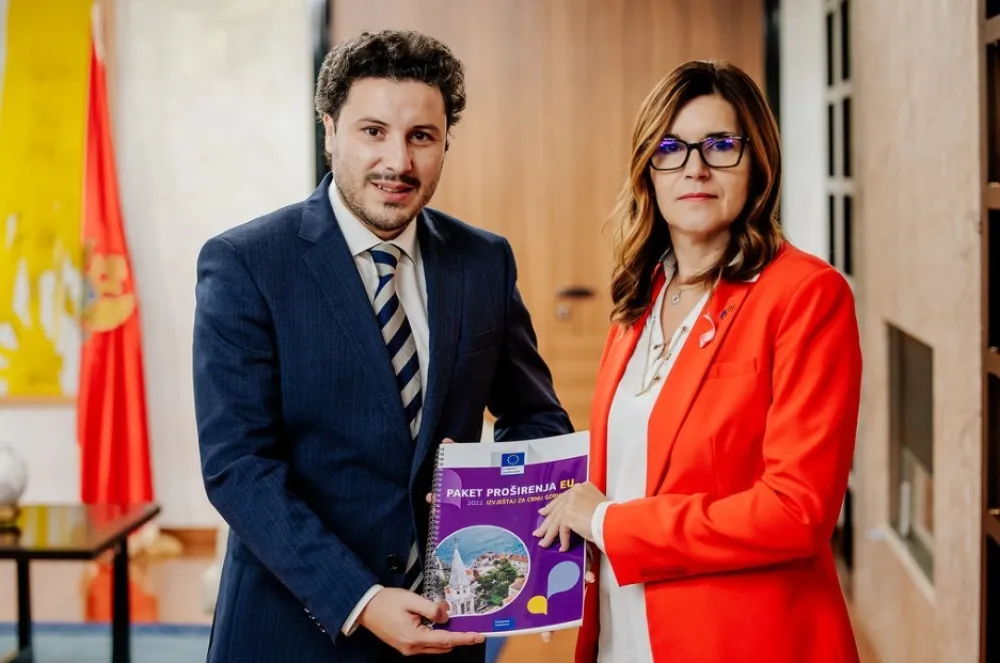 Dritan Abazović i Kristina Oana Popa
