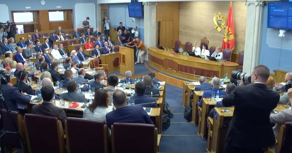 Poslanici u petak biraju četvoro sudija Ustavnog suda